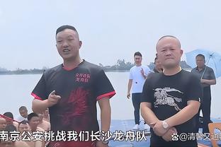 萨哈：卡塞米罗并没有太老，曼联要求的他都做到了